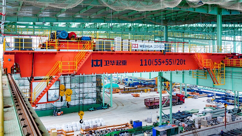 JNTY江南110t超高温板坯搬运起重机.jpg